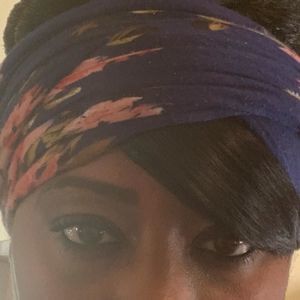 Meet your Posher, Selena